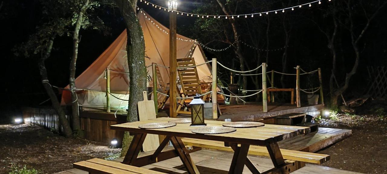 Evasion En Pleine Nature, Tipi Insolite Et Jacuzzi Au Pont Du Gard ! Vers-Pont-du-Gard Eksteriør billede