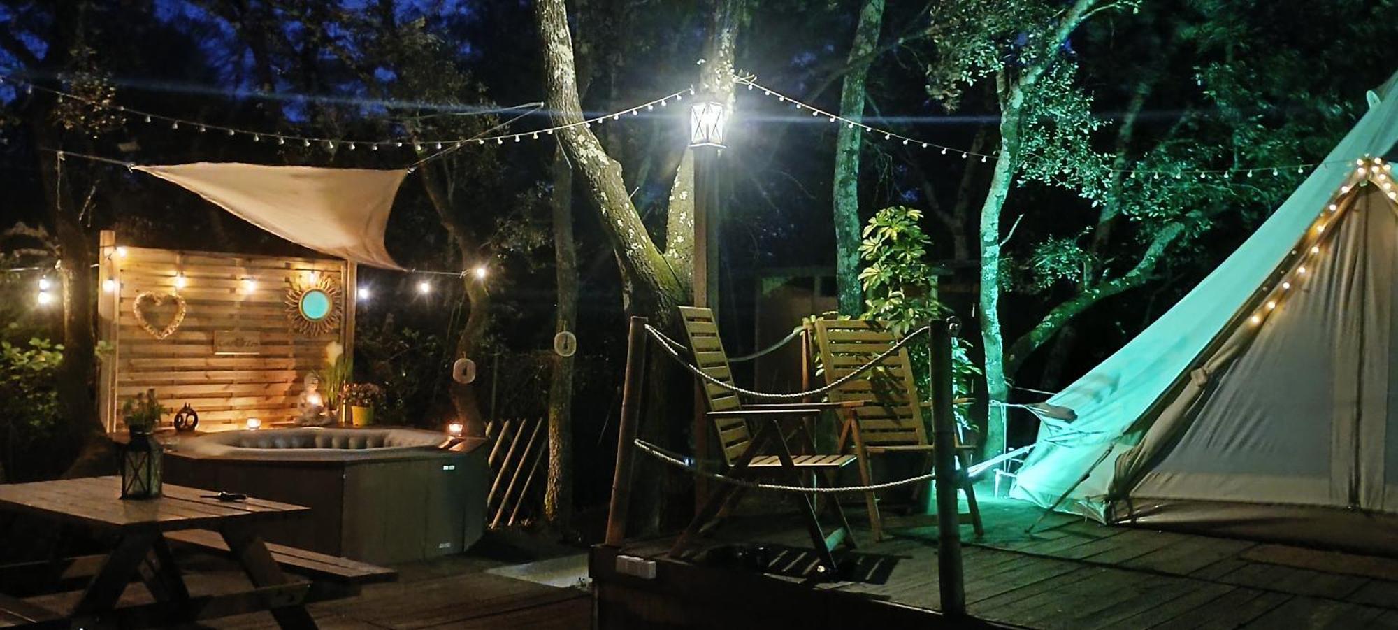 Evasion En Pleine Nature, Tipi Insolite Et Jacuzzi Au Pont Du Gard ! Vers-Pont-du-Gard Eksteriør billede